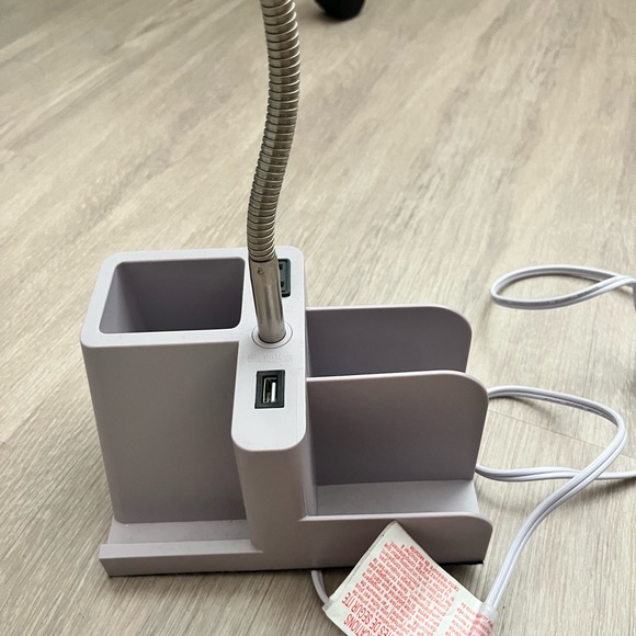 Desk lamp - Picture 3 of 5